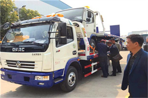 侯马汽车道路救援拖车价格